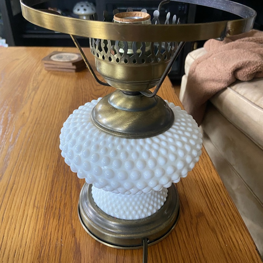 Vintage Hobnail Milk Glass Table Lamp with Brass Accents - White
